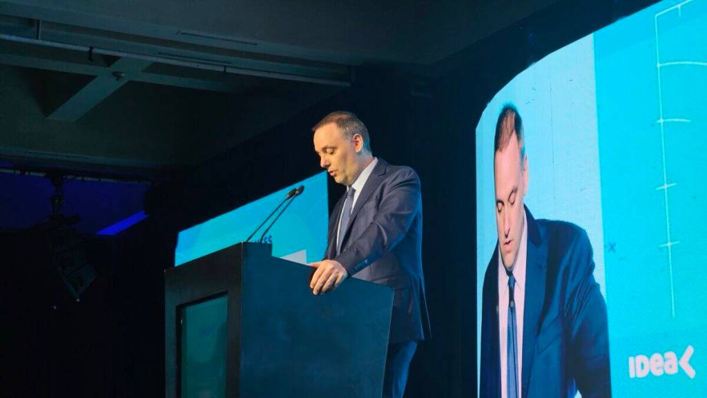 El gobierno enviará un paquete de reformas económicas y laborales al&nbsp;Congreso